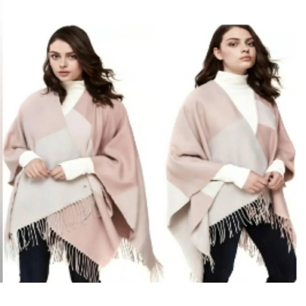 Soia & Kyo Yadira Woven Scarfigan Shawl Poncho Fringe Color Block Tan Blush OS